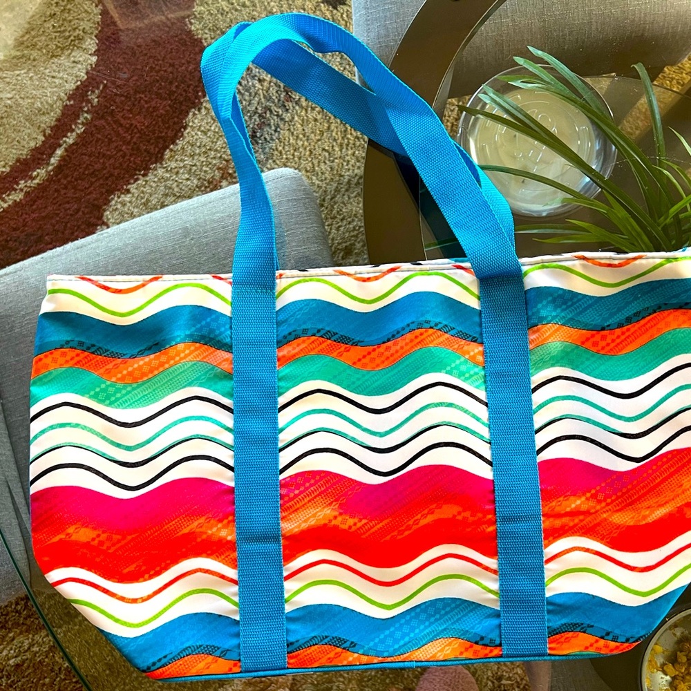 CHICOS Big bag-tote Multicolor- Travel bag NWOT